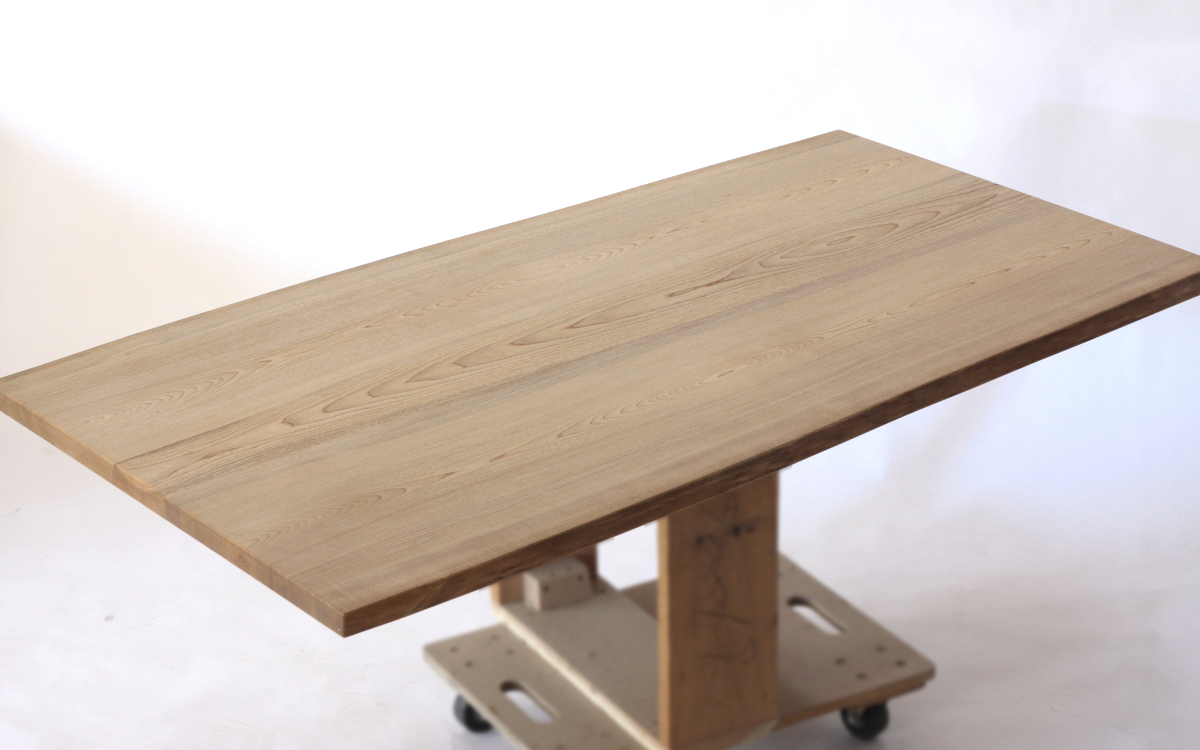 セン材のテーブル天板（150cm） | 国産材オーダー家具で始めるビッグ テーブル ライフ 岩泉純木家具