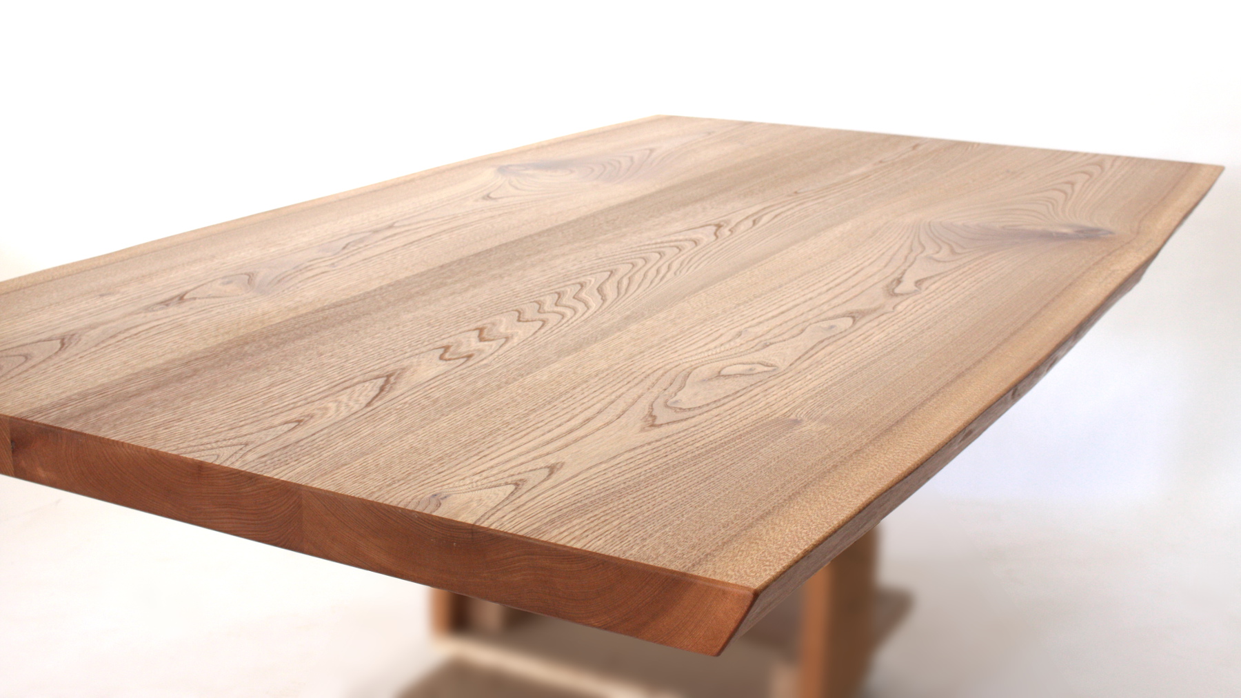 ニレ材のテーブル天板（165cm） | 国産材オーダー家具で始めるビッグ テーブル ライフ 岩泉純木家具