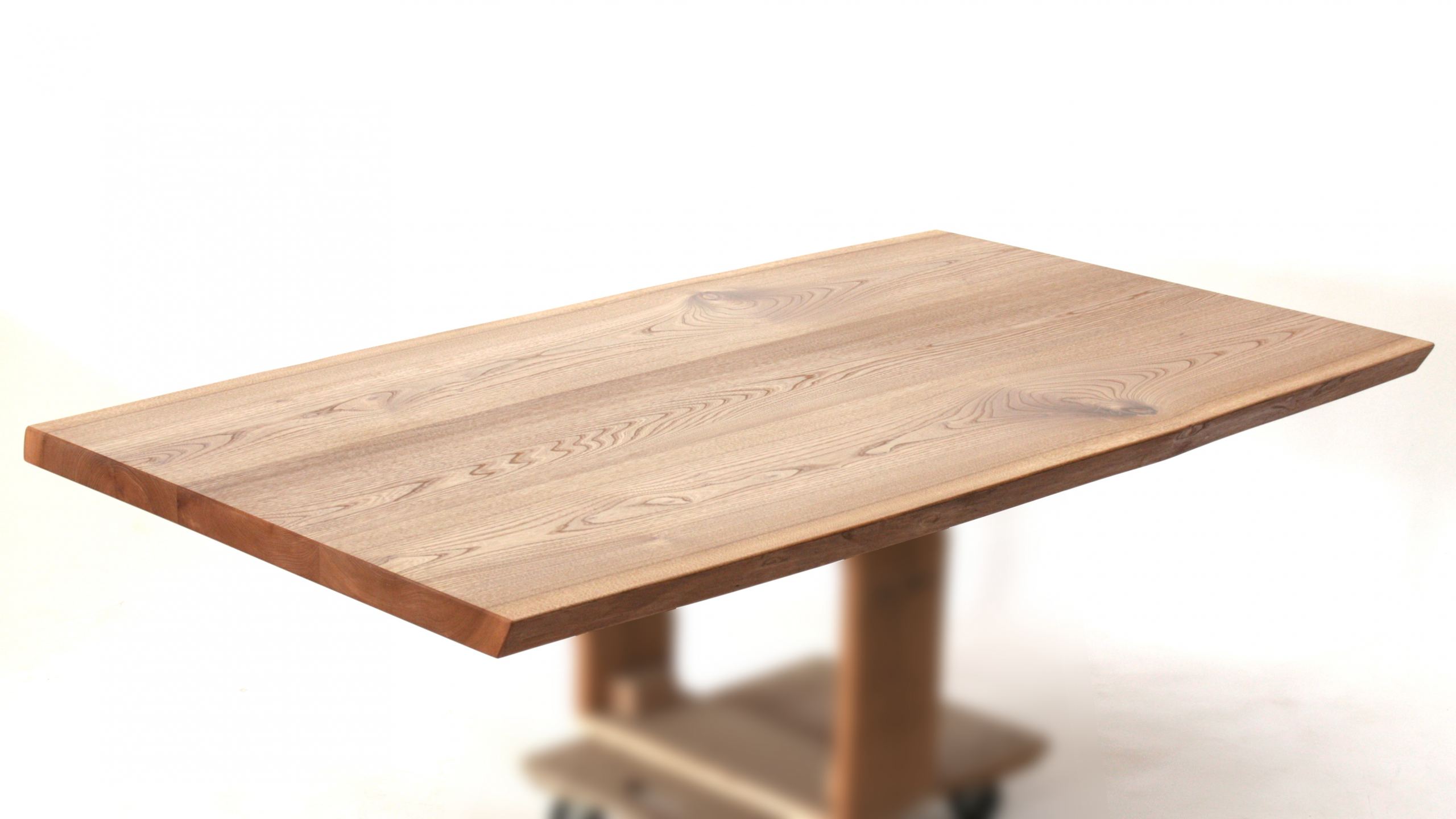 ニレ材のテーブル天板（165cm） | 国産材オーダー家具で始めるビッグ テーブル ライフ 岩泉純木家具